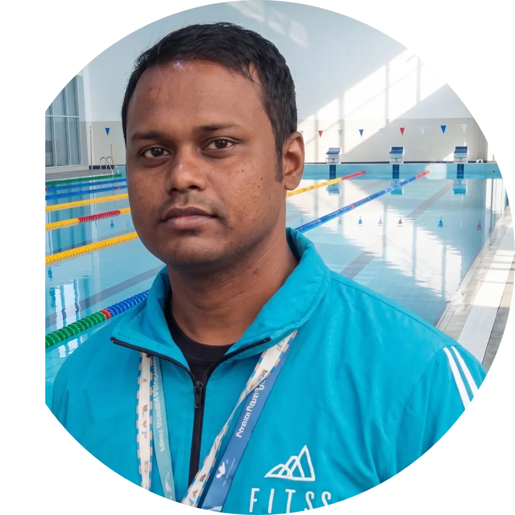 Satish Kumar - Best Swimming Coach in Varanasi teaching techniques